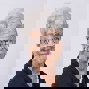 Sheelagh MacNeill min min